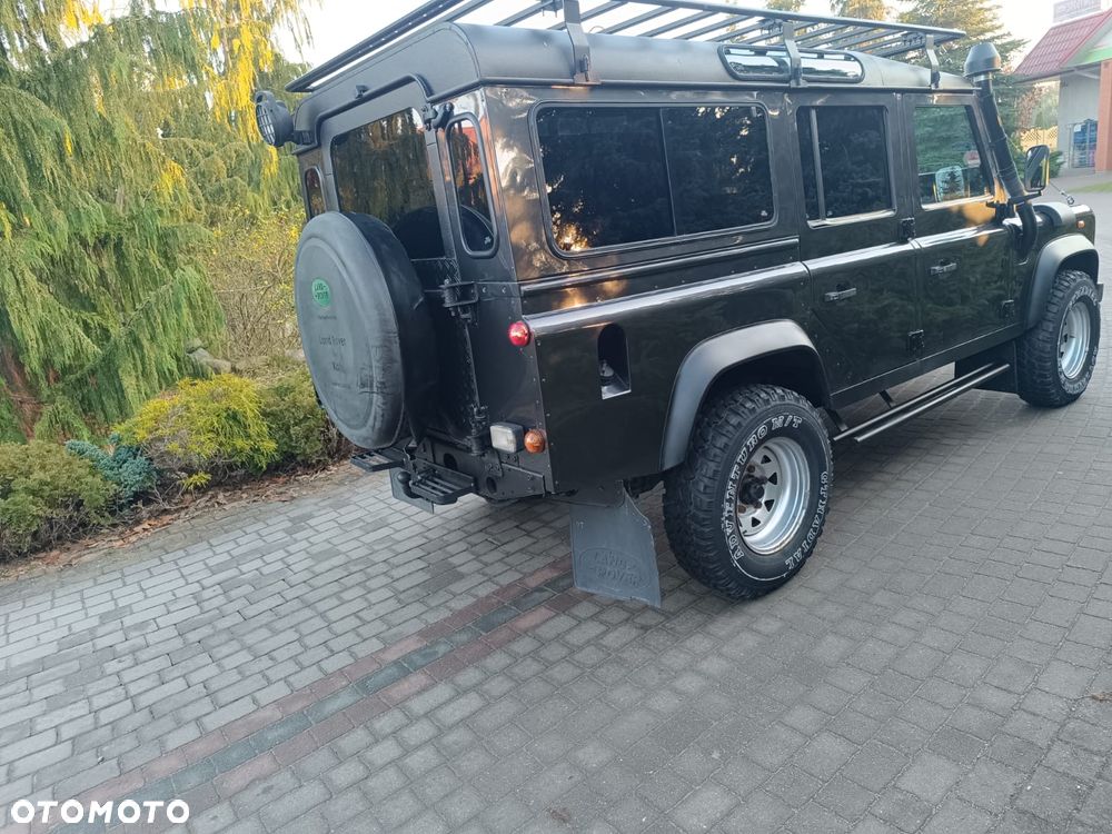 Land Rover Defender - 4