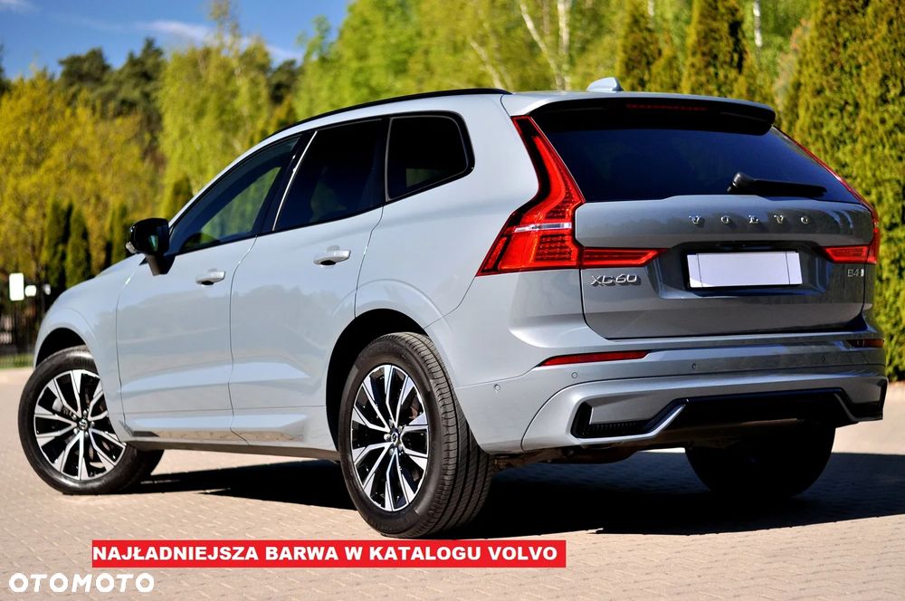 Volvo XC 60 B4 D AWD Plus Dark - 3