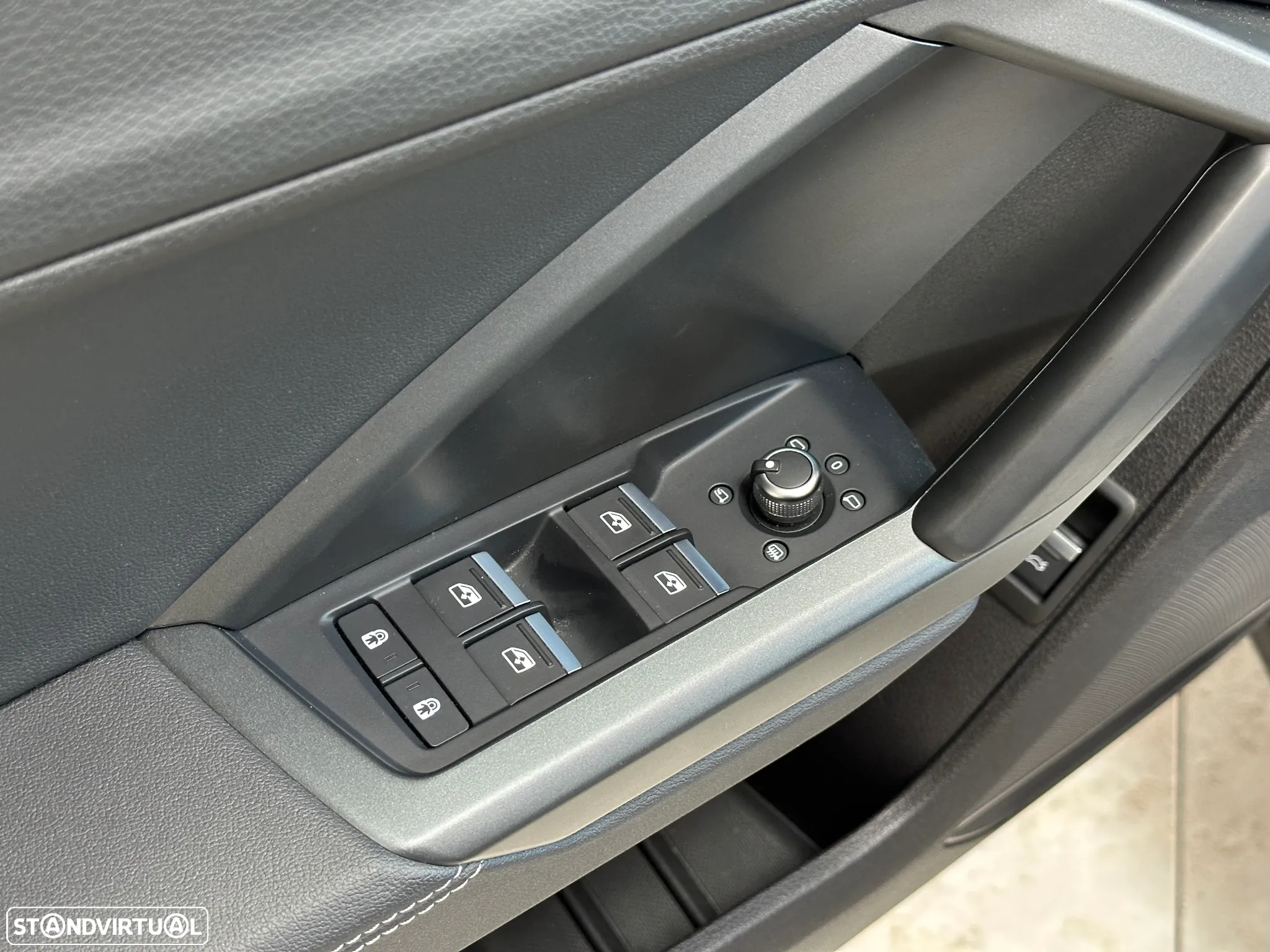 Audi Q3 45 TFSIe S line S tronic - 28