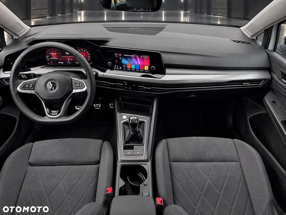 Volkswagen Golf 1.5 TSI EVO Style - 22