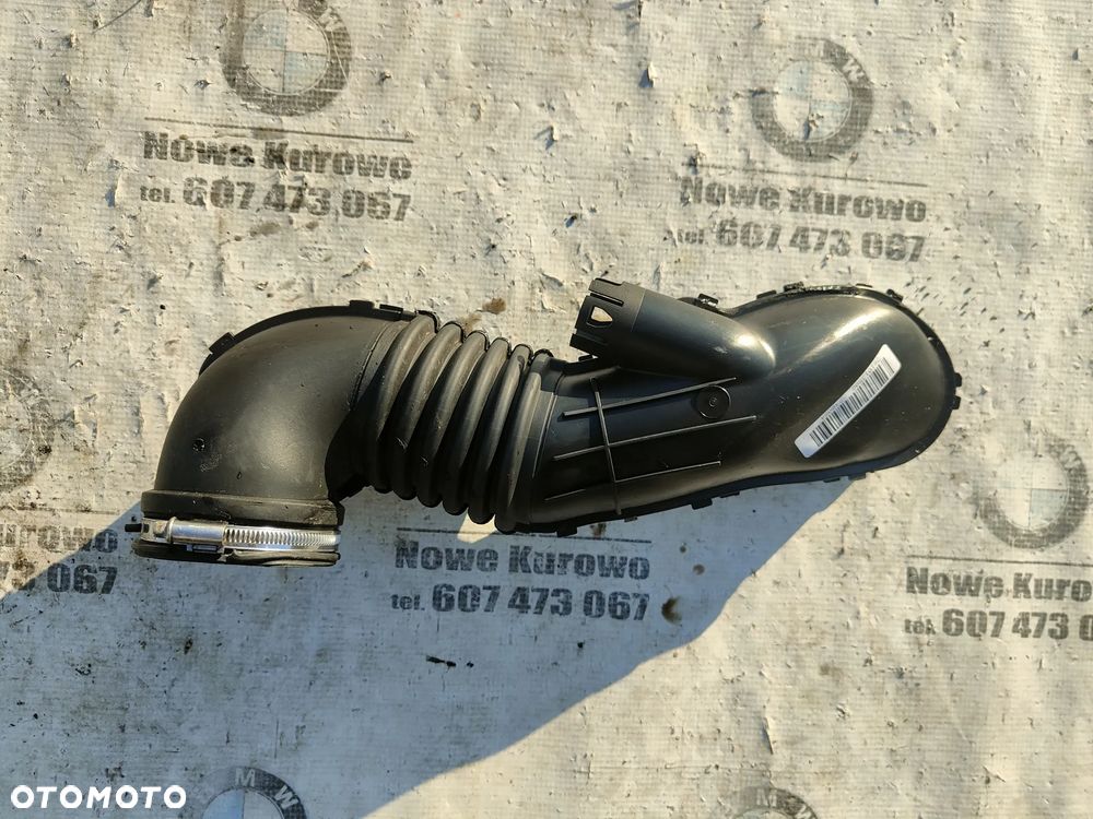 BMW E87 E81 E82 E90 E91 2.0d N47 Rura dolot powietrza 7810135 7804846 - 2