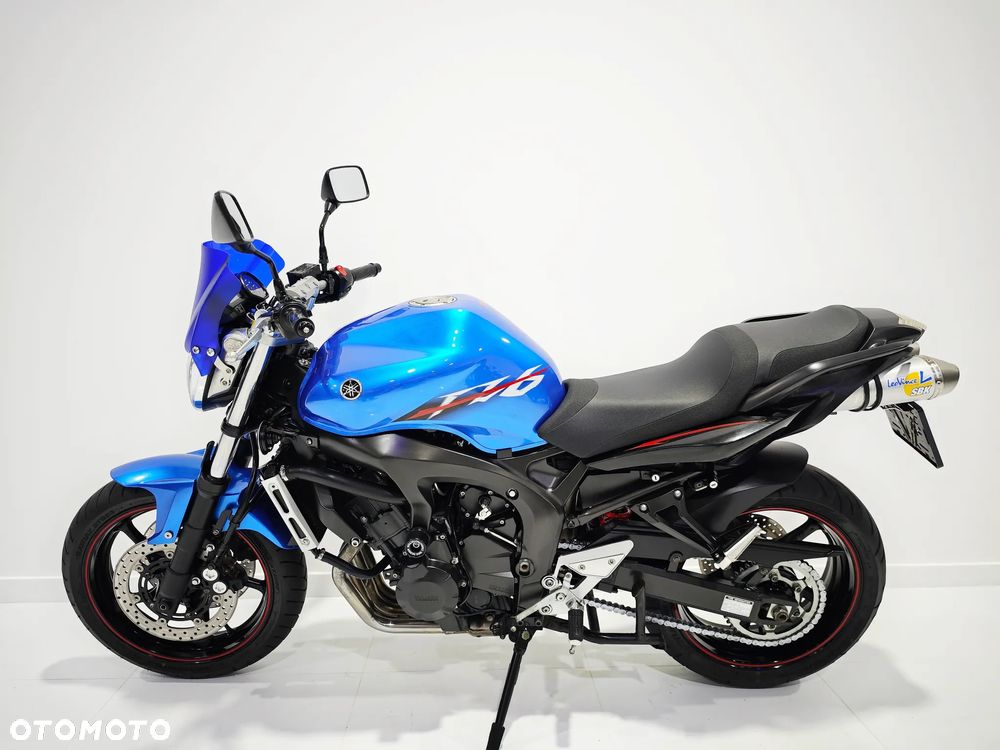 Yamaha FZ - 4