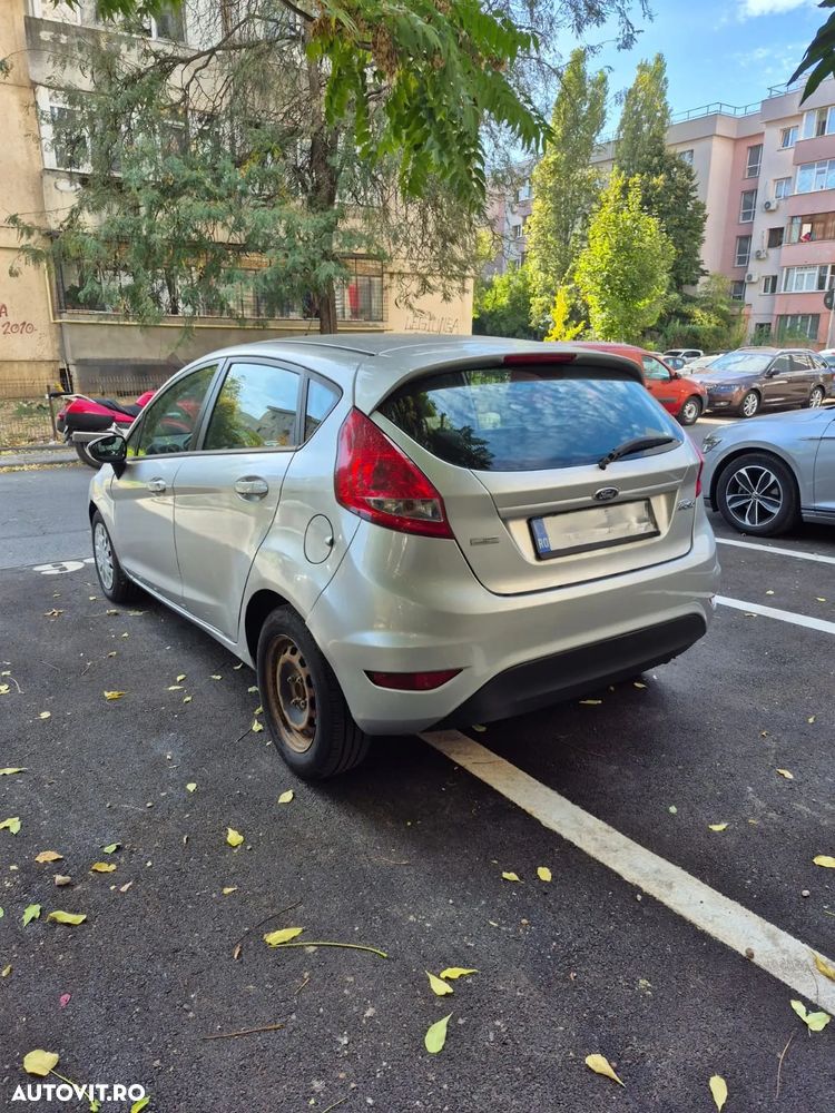 Ford Fiesta - 5
