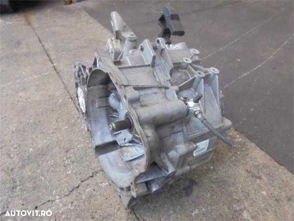 Cutie de viteze Chevrolet Captiva 2.0 D; 5 Trepte; 4x4 - 2