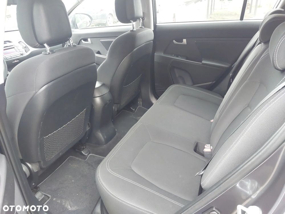 Kia Sportage 1.7 CRDI Business Line L 2WD - 11