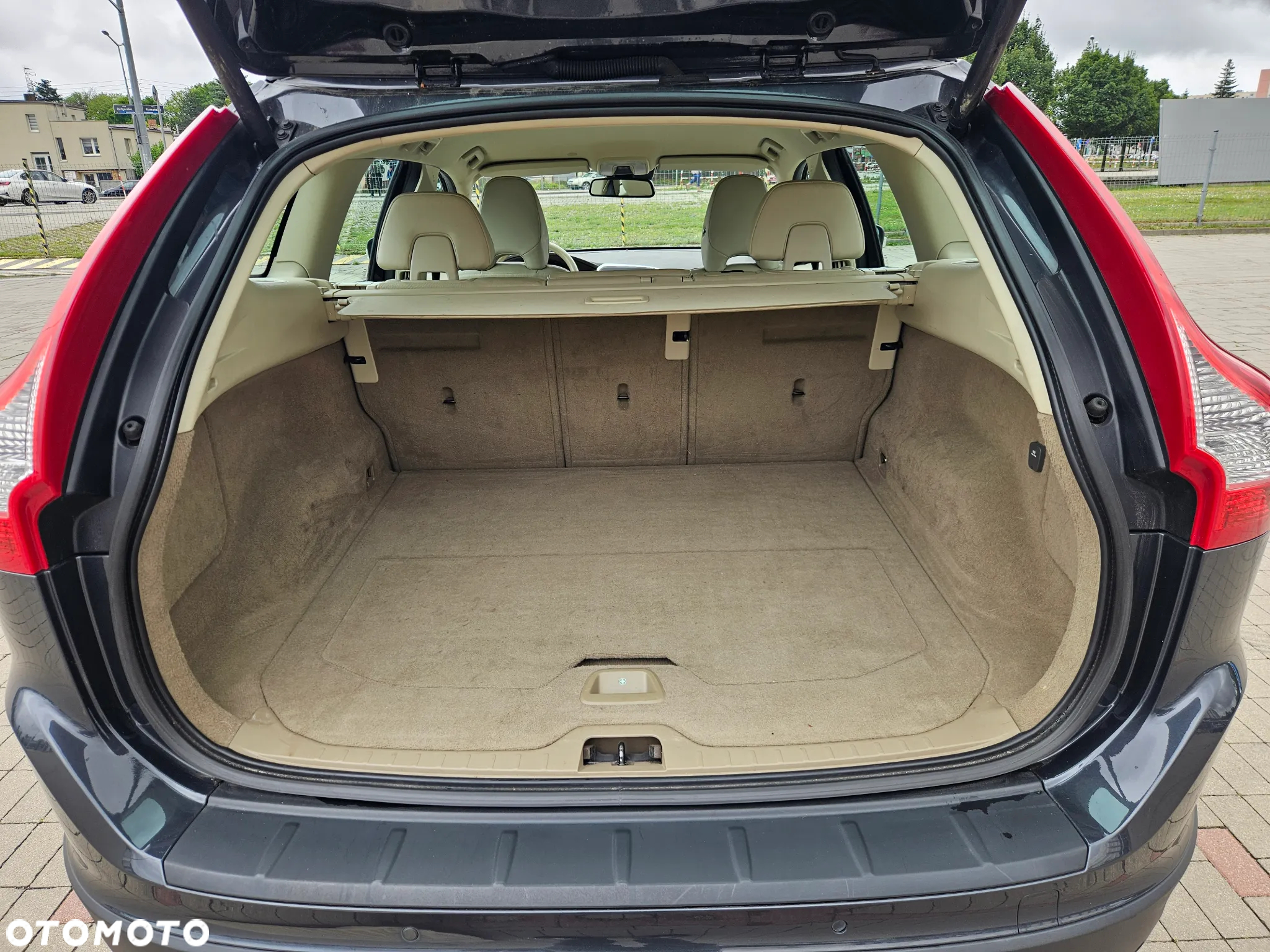 Volvo XC 60 T5 Momentum - 12