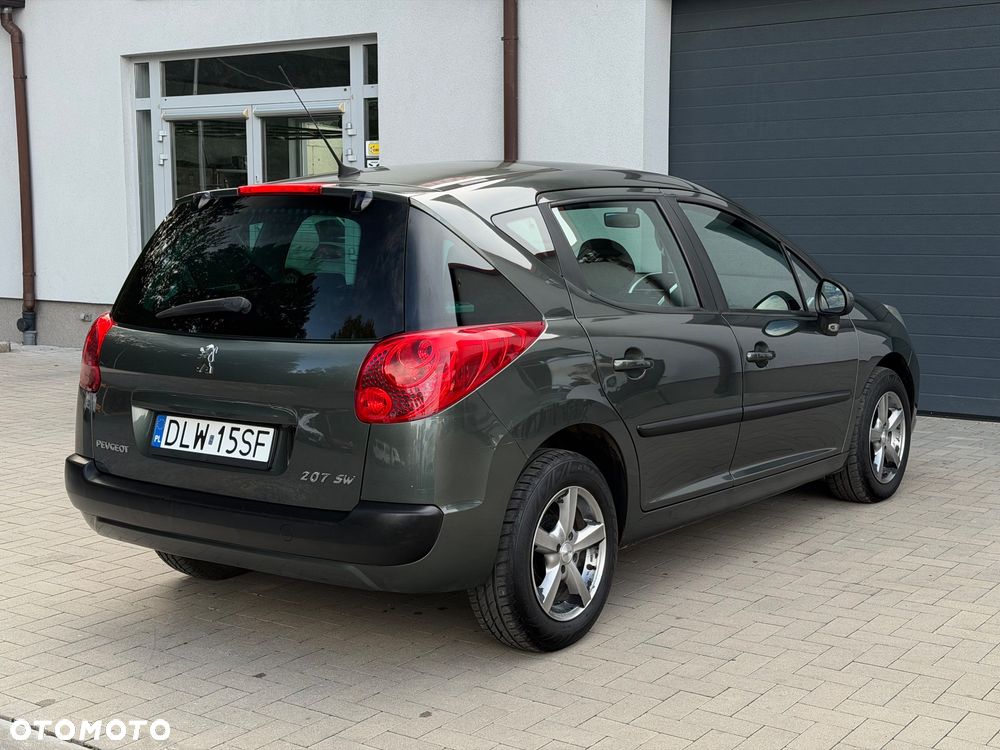 Peugeot 207 1.6 HDi Millesim 200 - 6