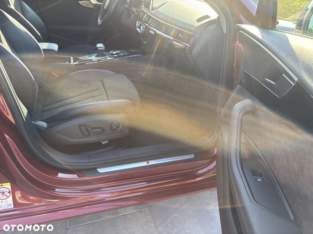 Audi A4 Limousine 45 TFSI Quattro S tronic - 10