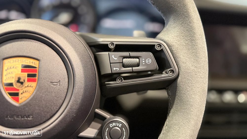 Porsche 911 (992) Targa 4 GTS PDK - 18