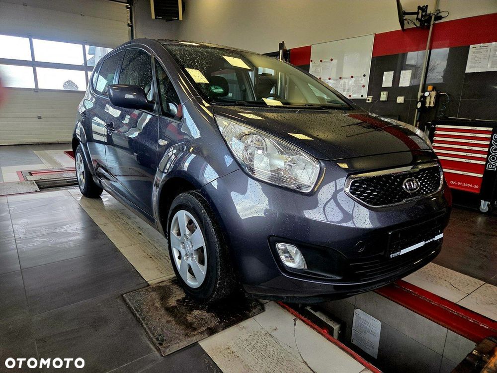 Kia Venga - 37