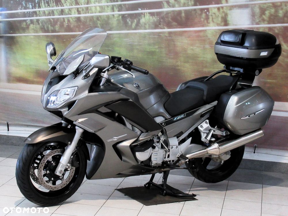 Yamaha FJR - 3