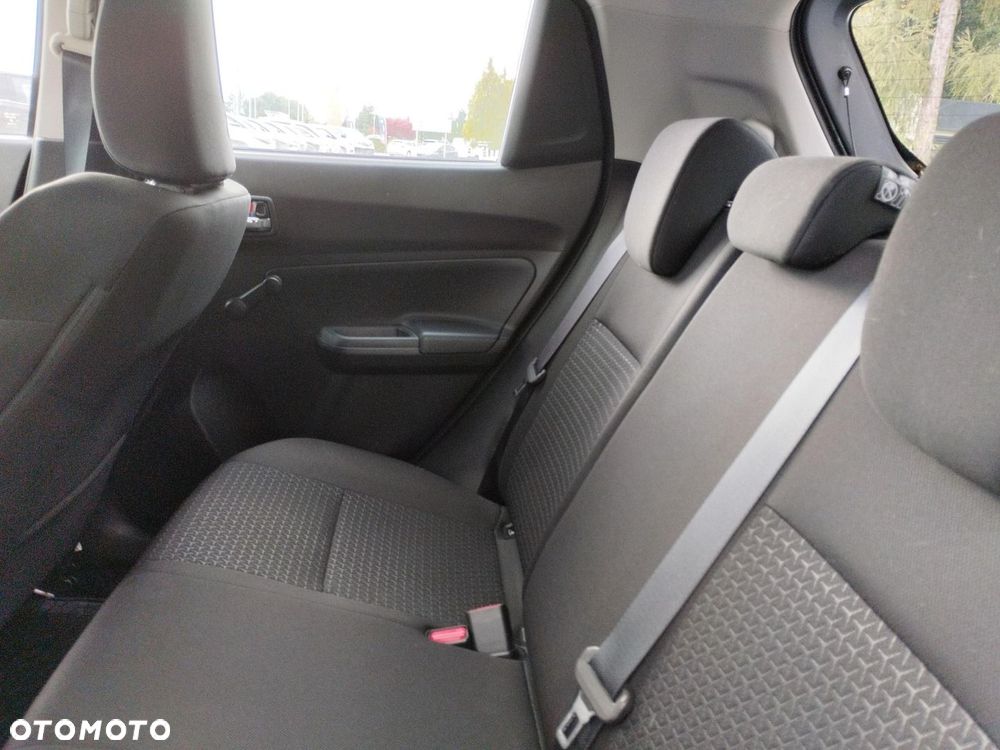 Suzuki Swift - 11