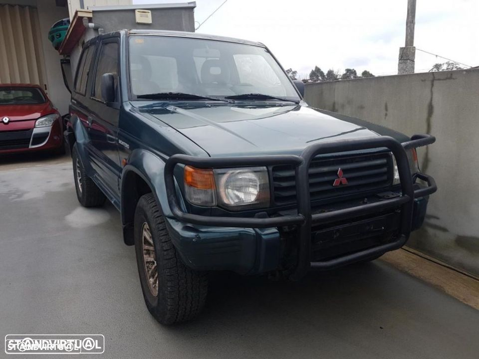 Mitsubishi Pajero 2.5Td para peças - 1