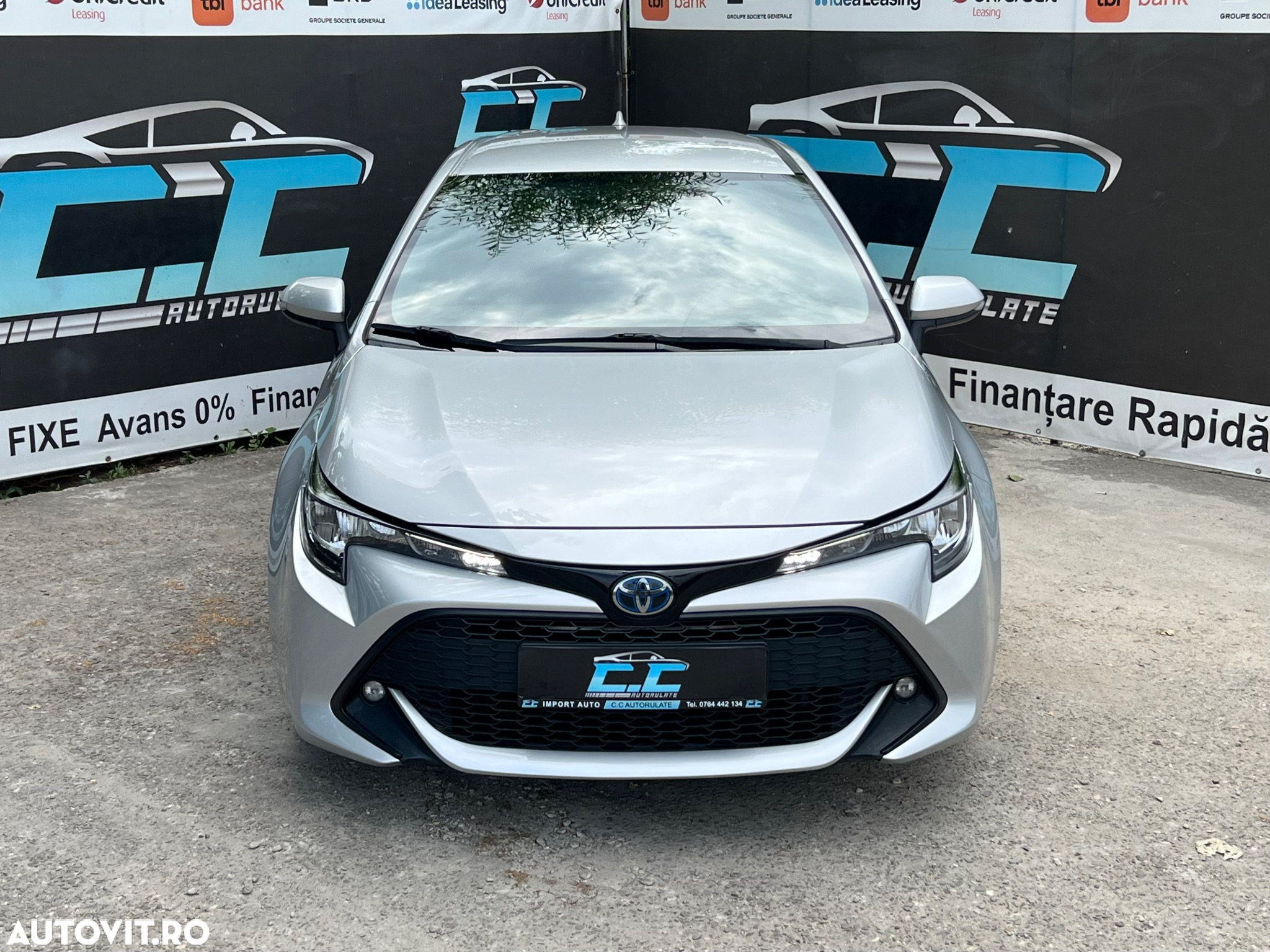 Toyota Corolla 1.8 Hybrid Touring Sports Comfort - 33