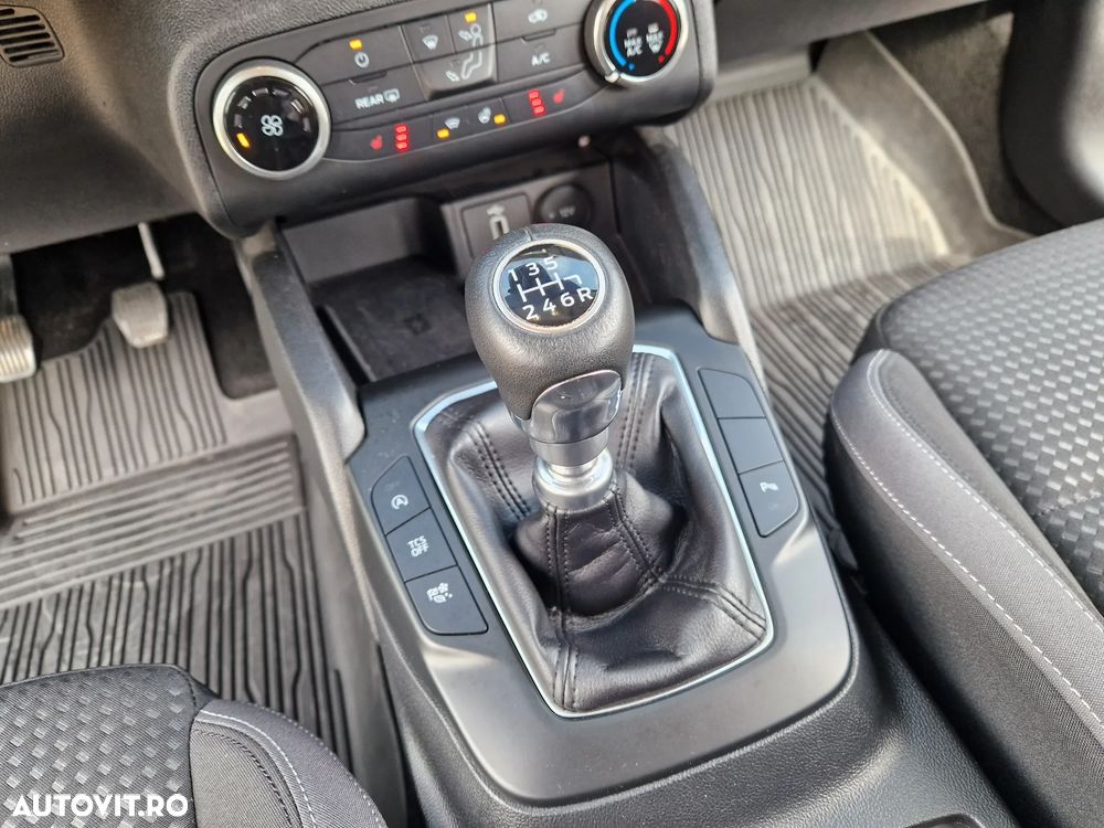 Ford Focus 1.0 EcoBoost Titanium - 13