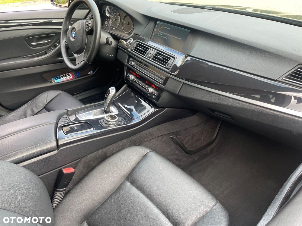 BMW Seria 5 - 32