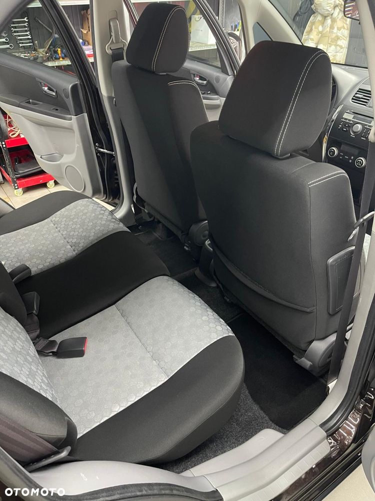 Suzuki SX4 1.6 VVT 4x2 Club - 40