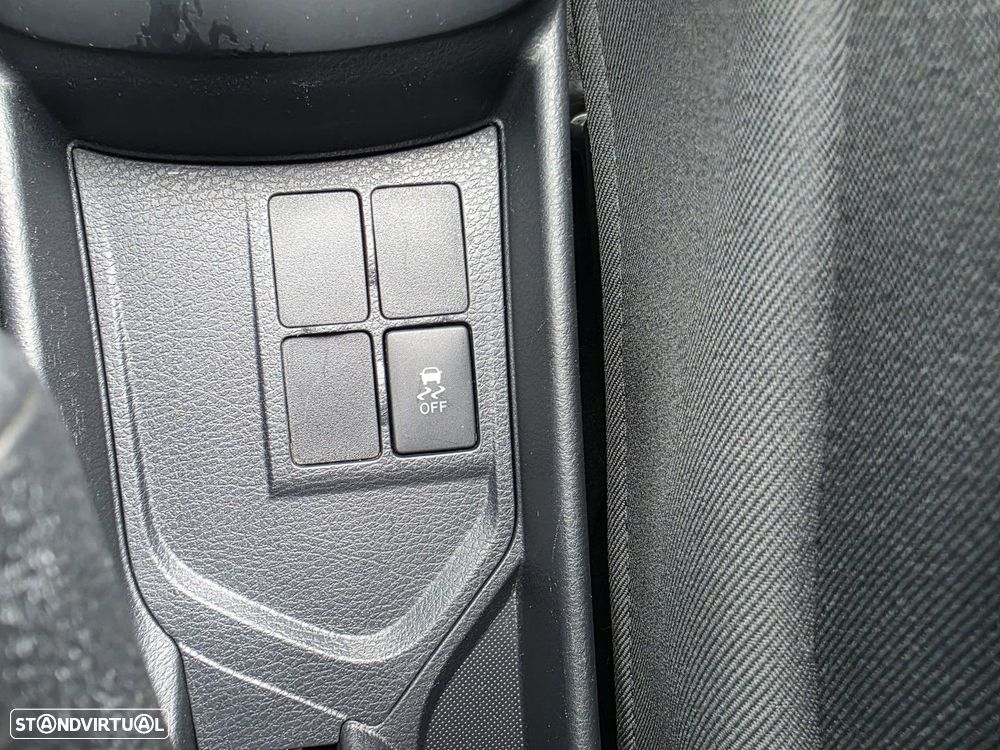 Toyota Yaris 1.0 VVT-i Comfort Plus - 17