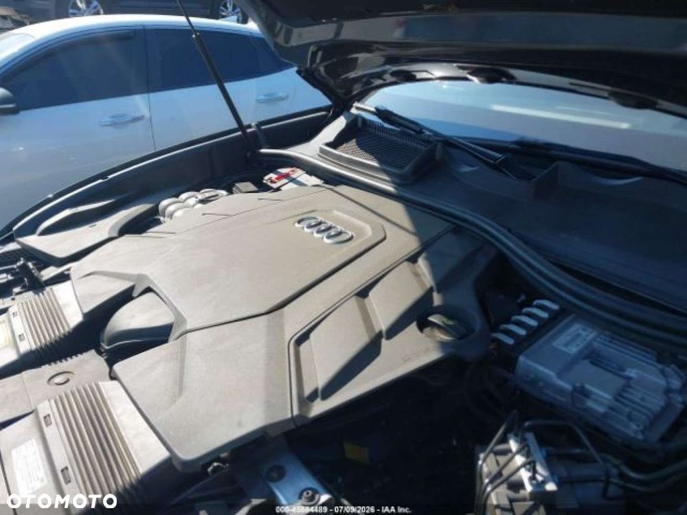 Audi Q8 - 12