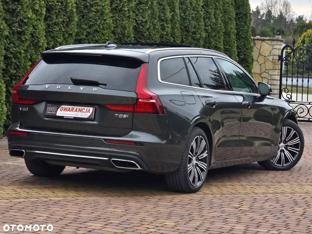 Volvo V60 T8 AWD Plug-In Hybrid Inscription - 4