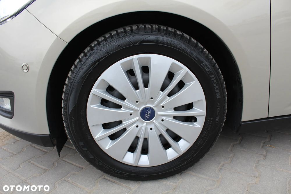 Ford Focus 1.0 EcoBoost Titanium - 35