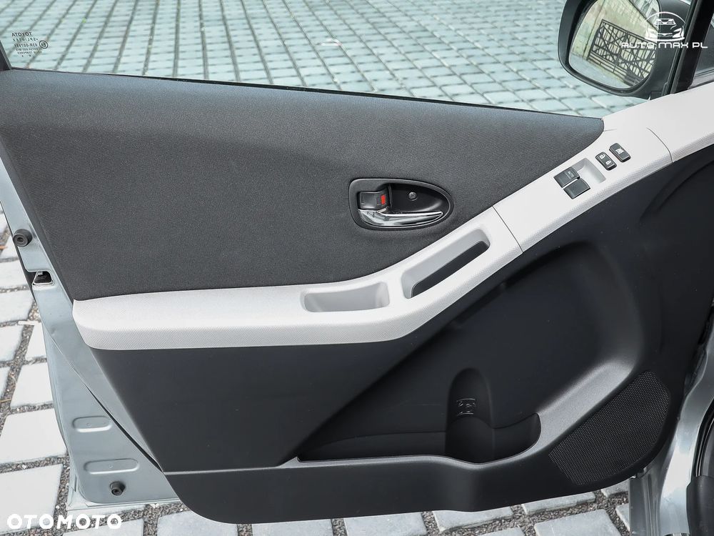 Toyota Yaris 1.33 VVT-i Multi Mode Life - 15