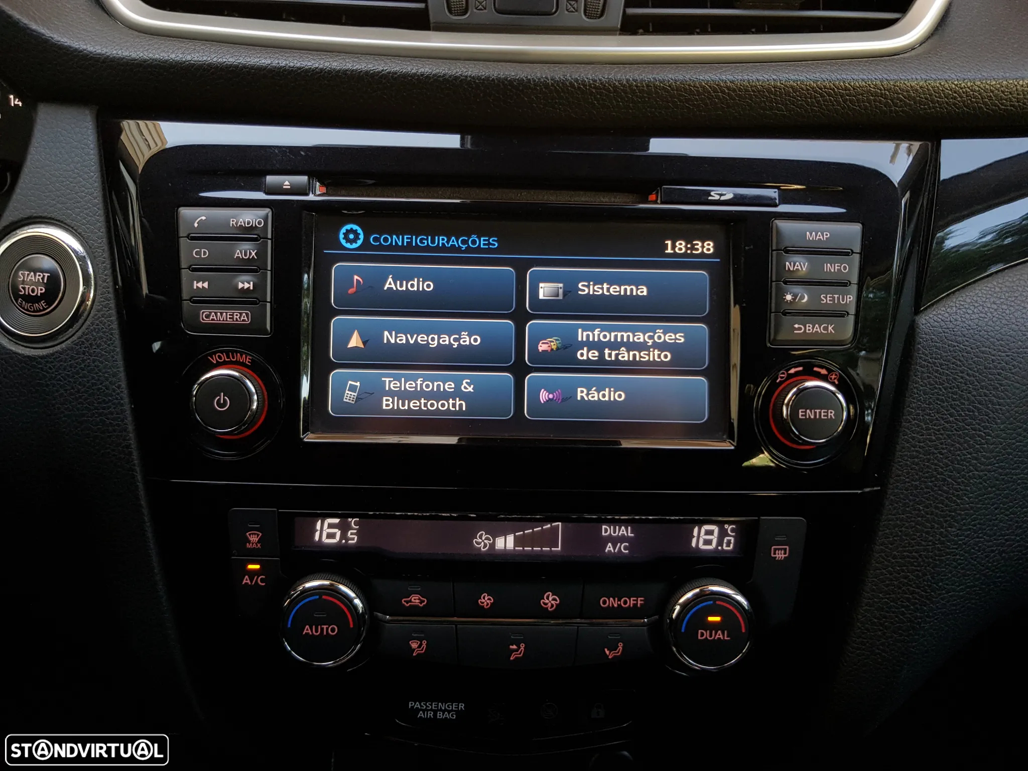 Nissan Qashqai 1.6 dCi 360 Xtronic - 44