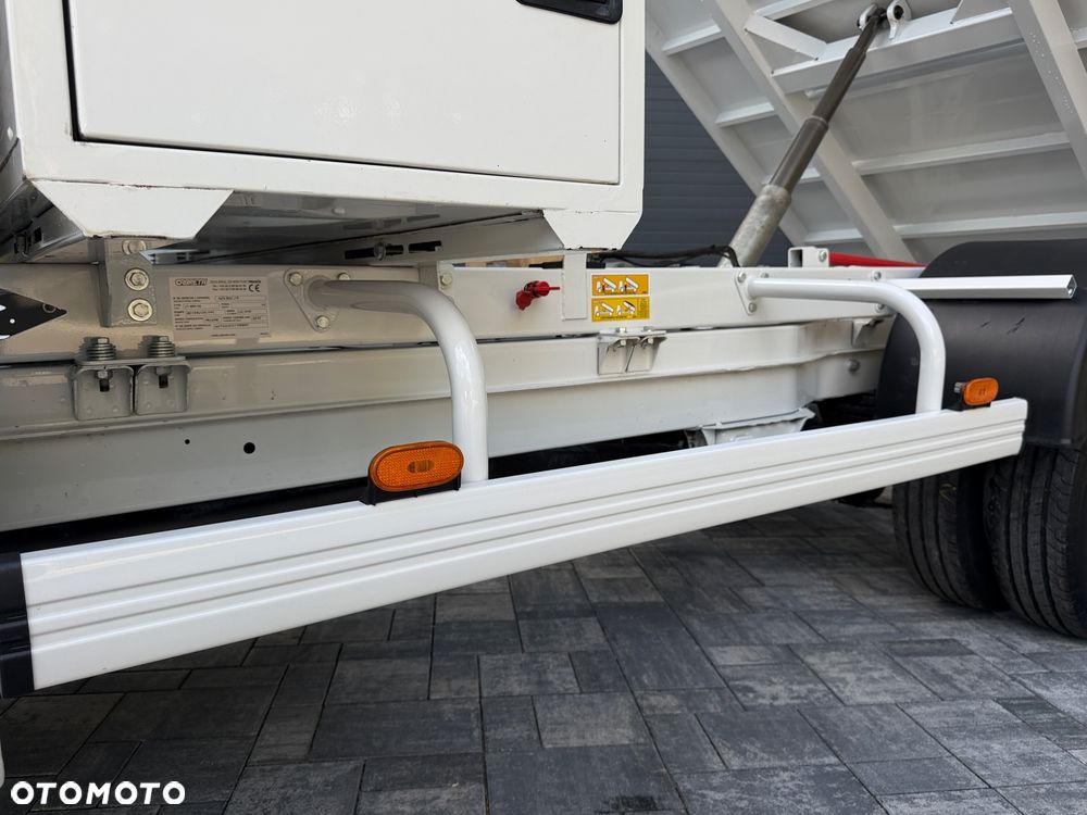 Volkswagen Crafter Wywrotka 2.0 TDI 136km / Fabryczna wywrotka Cabretta / Stan jak nowego! / Oryginalny niski przebieg / Nowe opony / Wywrot tylnozsypowy / FV23% - 19