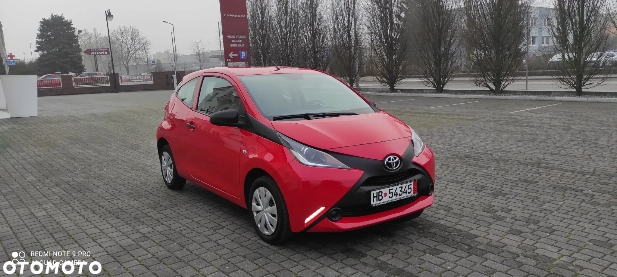 Toyota Aygo x-clusiv - 24