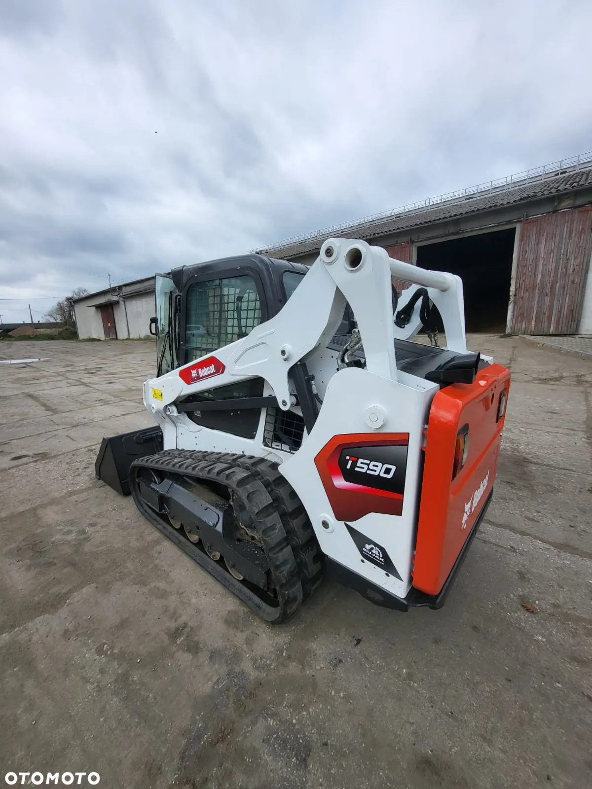 Bobcat T590 - 2
