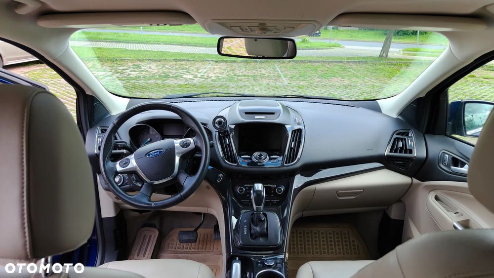 Ford Escape 2.0 EcoBoost AWD Titanium - 21