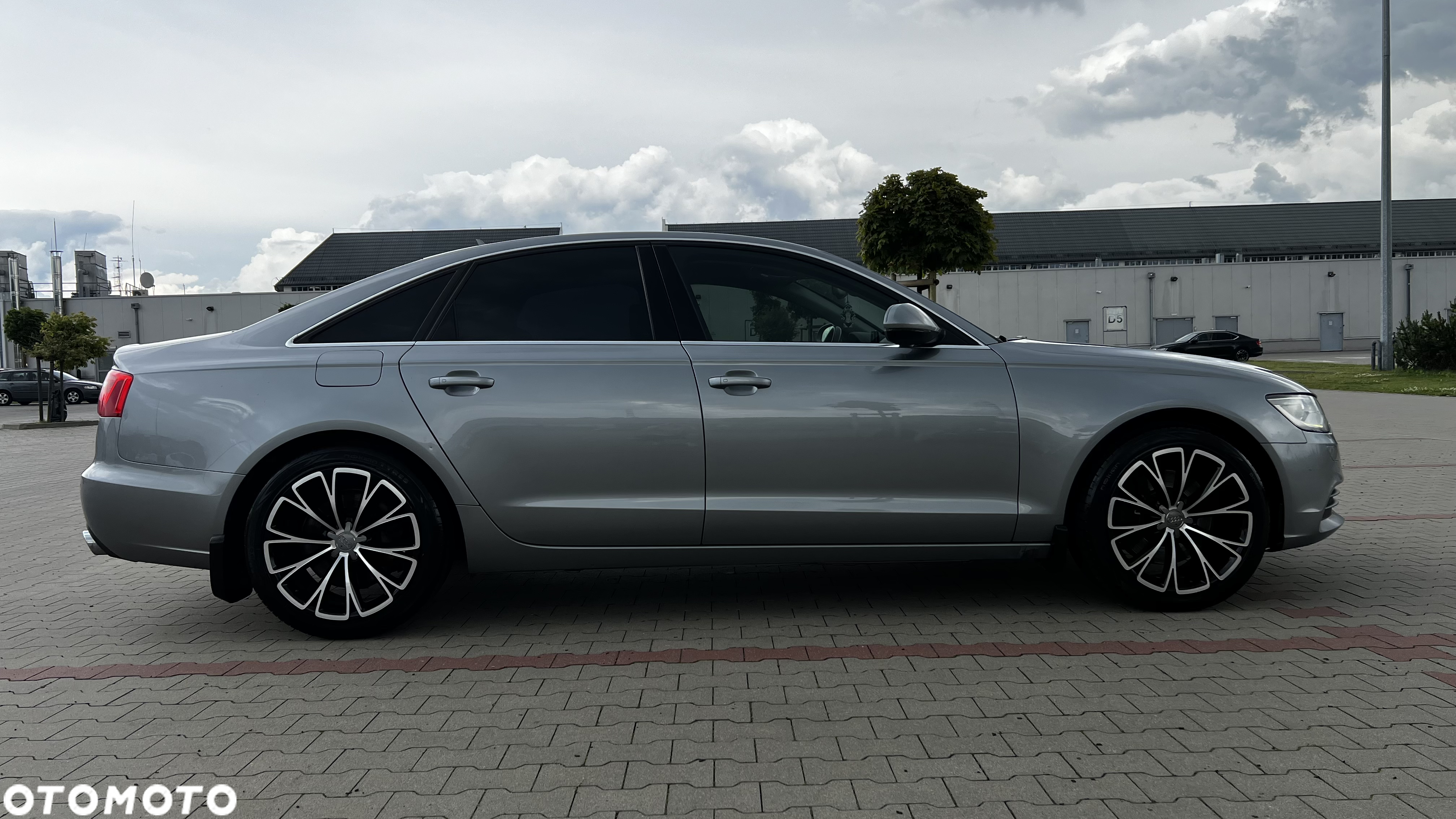 Audi A6 - 6