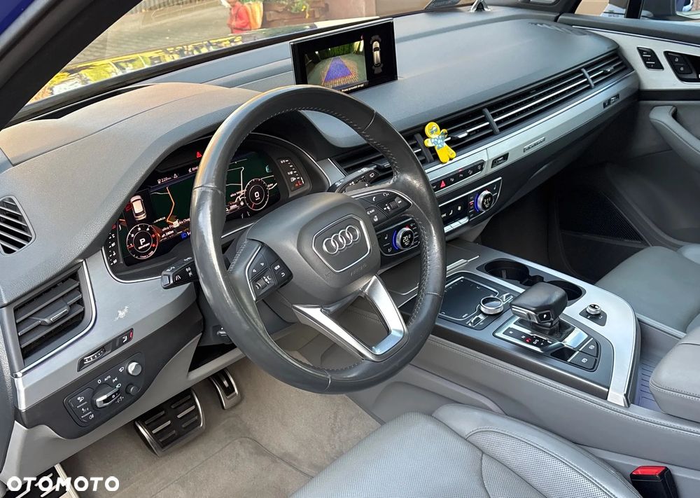 Audi Q7 - 9