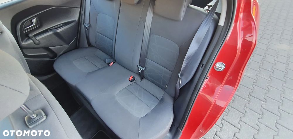 Kia Rio 1.4 Edition 7 - 15