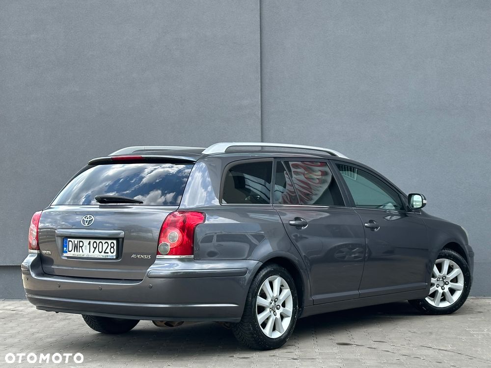 Toyota Avensis 2.0 VVT-i Prestige Premium - 4