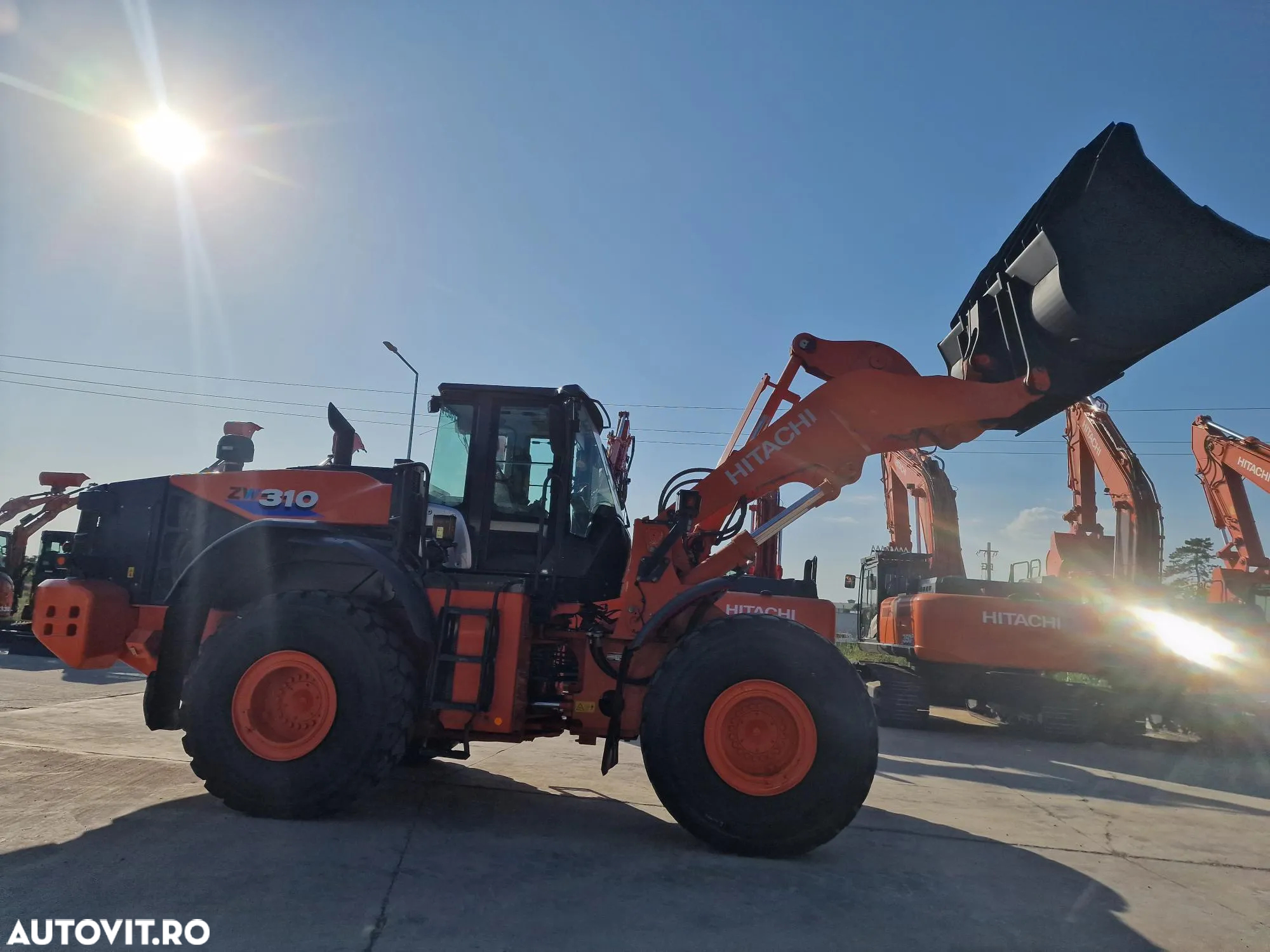 Hitachi ZW310-6, cupa NOUA 5mc, anv MICHELIN 80% ok-99.900 eur+Tva, virare JOYSTICK, gresare automata, camera spate mers masalier, consum 14l/h, produs in Japonia, posibilitate leasing 4 ani-PROMOTIE 99.900 EUR+Tva - 22