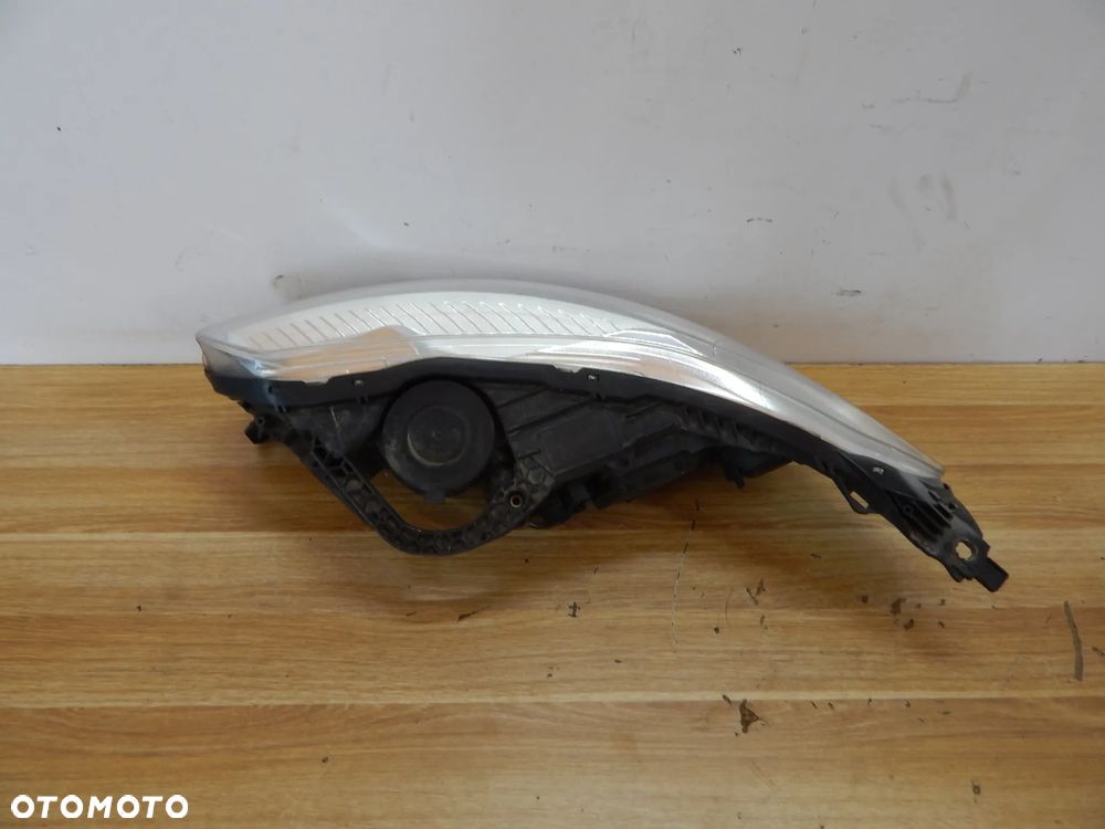 Lampa prawy przód LED Citroen C5 x7 08-17 Lift Łuków części - 4