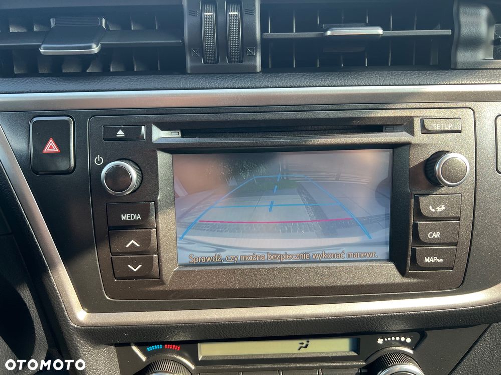 Toyota Auris 1.6 Dynamic - 15