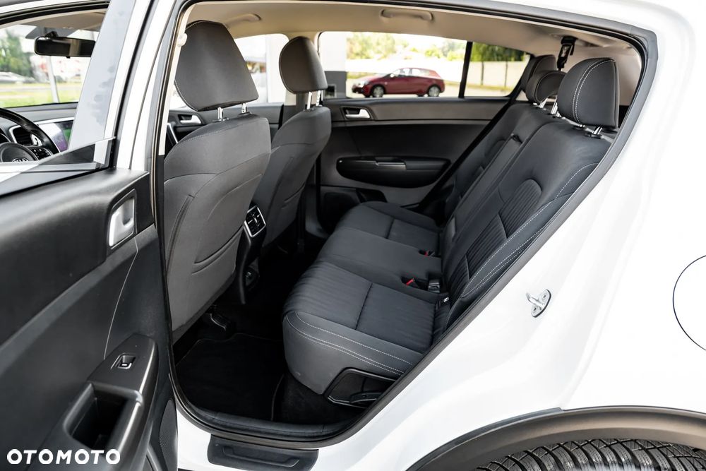 Kia Sportage 1.6 GDI 2WD Edition 7 - 18