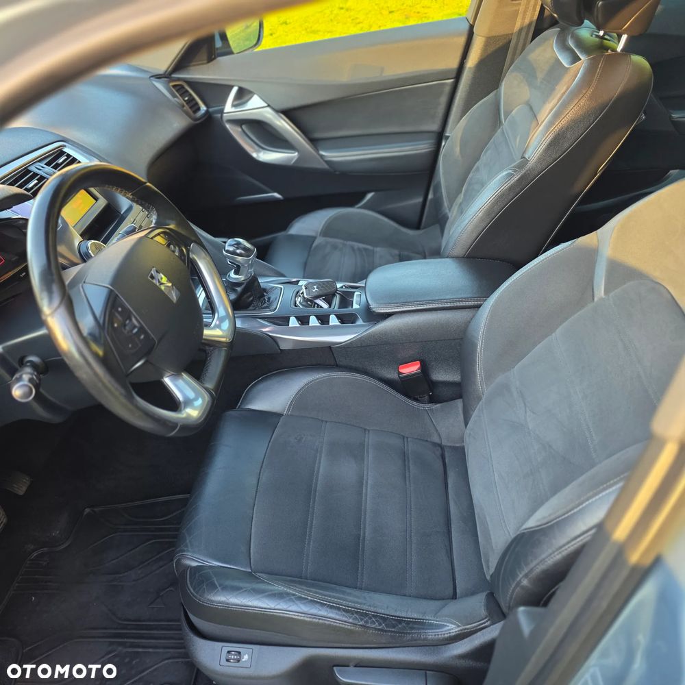 Citroën DS5 HDi 165 Business - 11