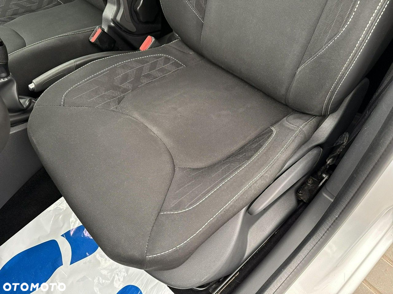Renault Clio - 17