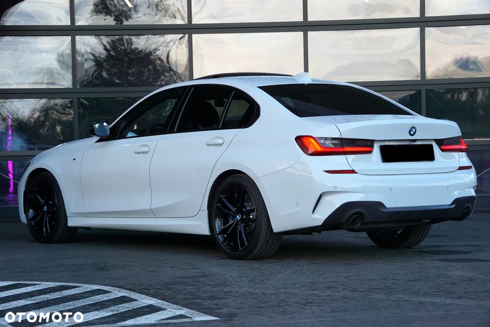 BMW Seria 3 330i xDrive M Sport sport - 6