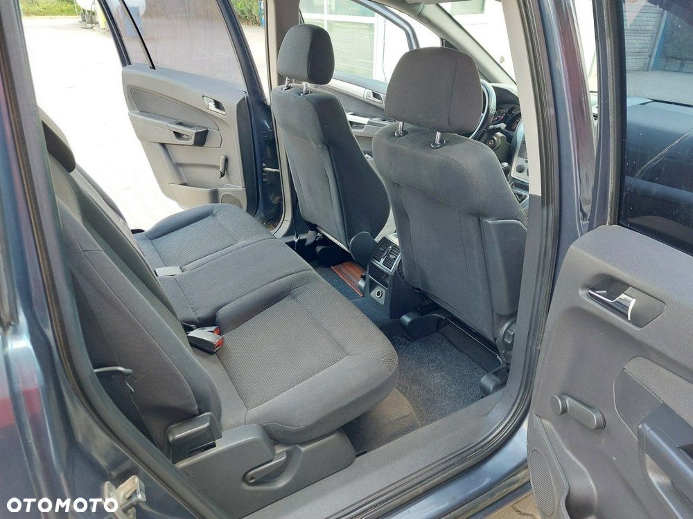 Opel Zafira - 13
