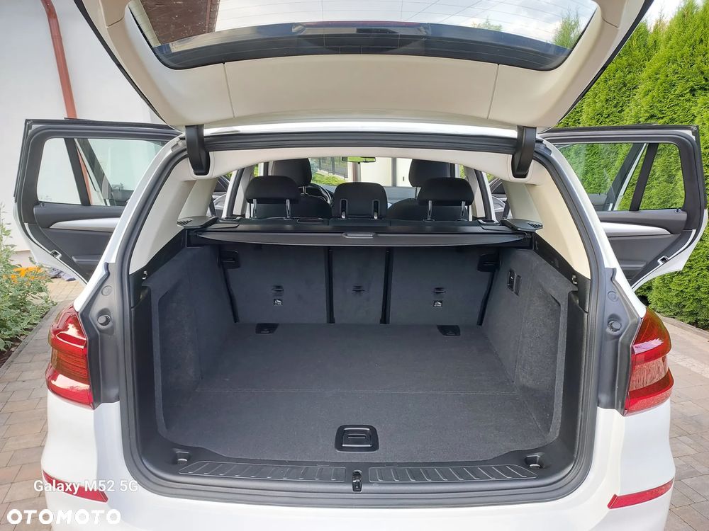 BMW X3 xDrive20i GPF - 17