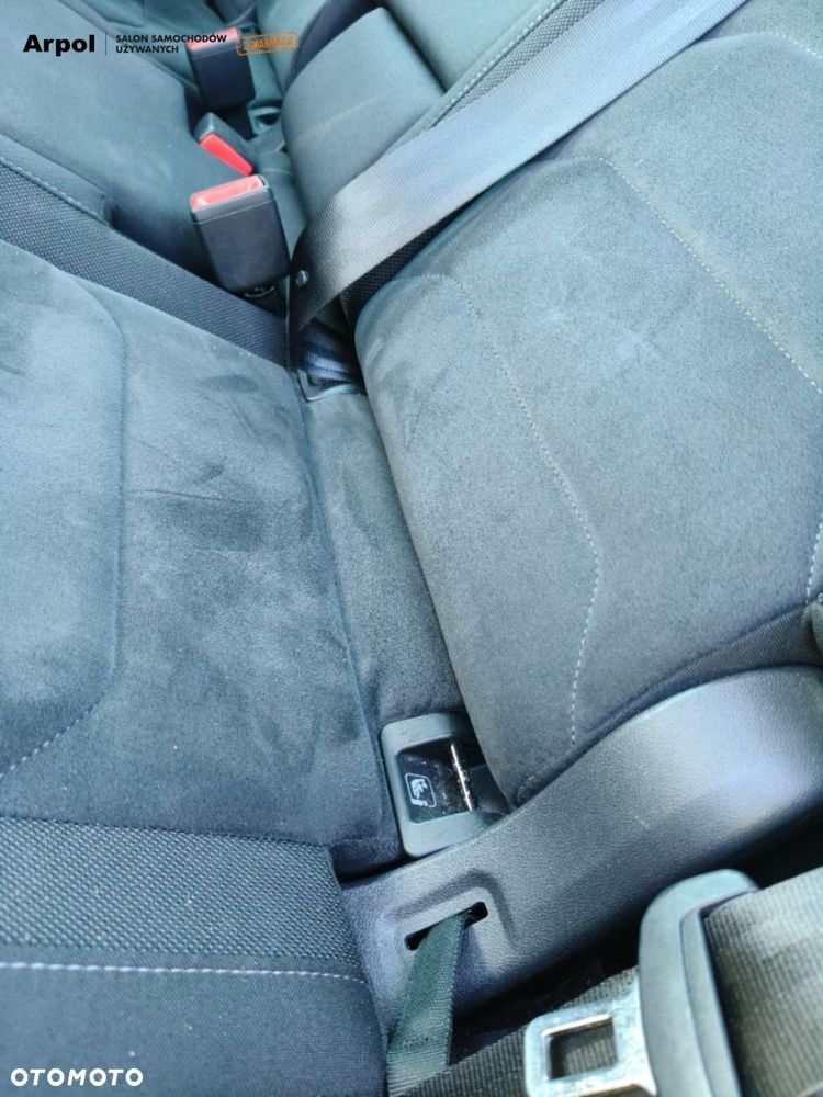 Volkswagen Tiguan - 29