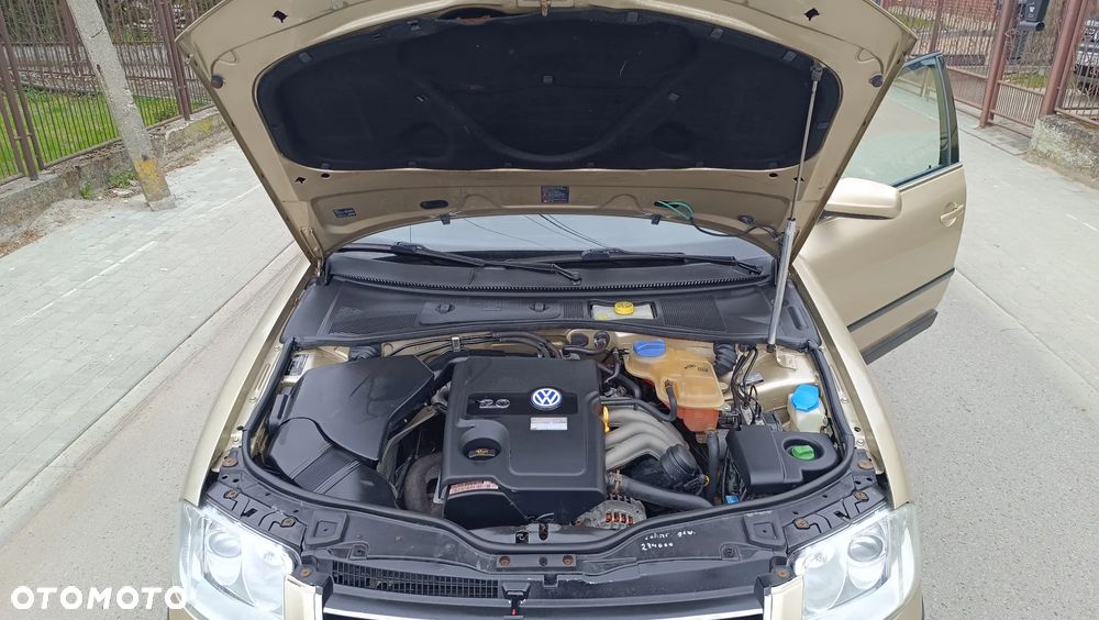 Volkswagen Passat 2.0 Exclusive - 21