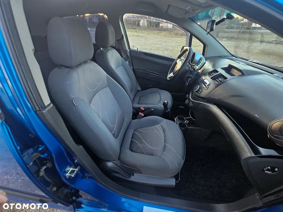 Chevrolet Spark 1.2 LT - 23
