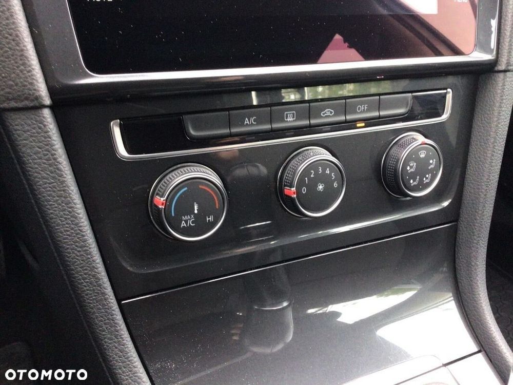 Volkswagen Golf VII 1.5 TSI BMT Comfortline - 13