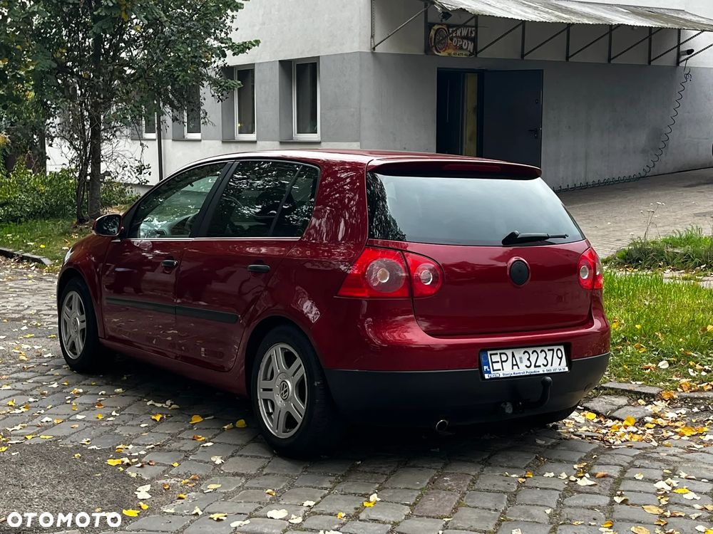 Volkswagen Golf 2004