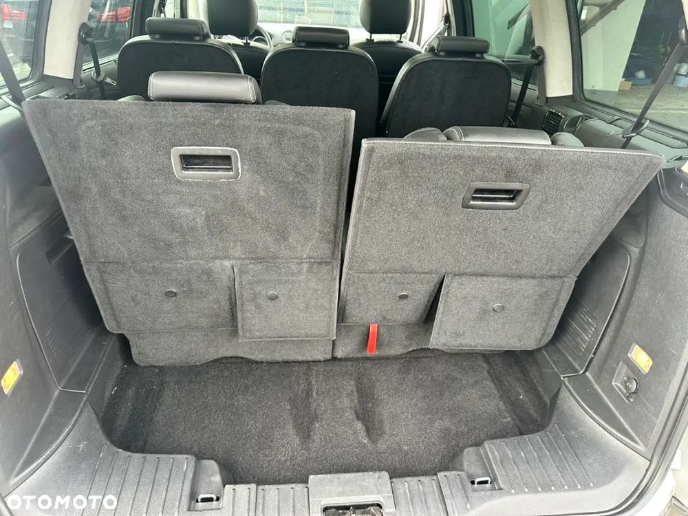 Ford Galaxy 2.0 TDCi Trend - 11